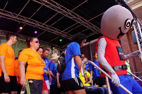 Com Together Cup